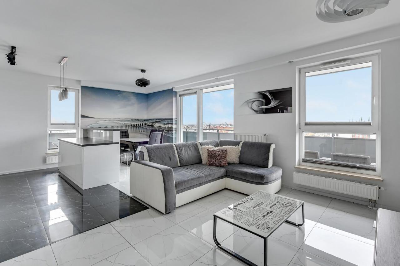 Grand Apartments - Luxury Apartment On The 11Th Floor With A View Of The Old Town Гданьск Экстерьер фото