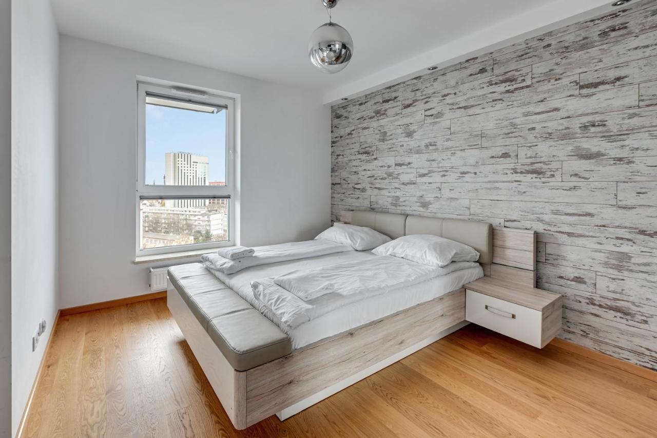 Grand Apartments - Luxury Apartment On The 11Th Floor With A View Of The Old Town Гданьск Экстерьер фото